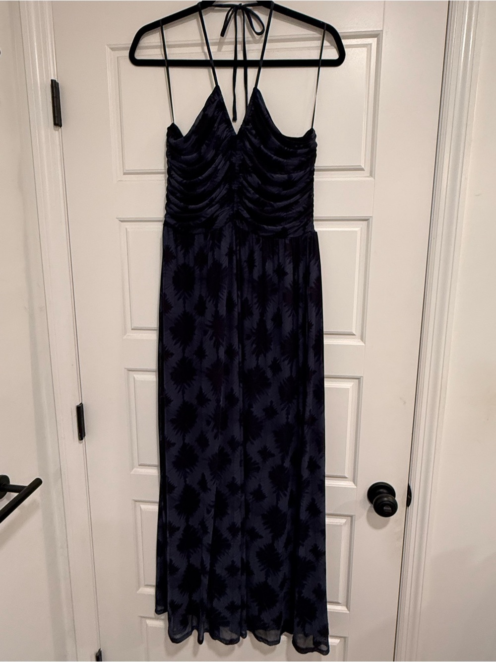 NWT Evereve Noa- Blue and black Floral Halter Maxi Dress SIZE L
